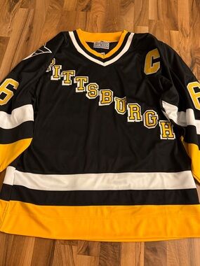 CCM Black & Gold  Mario Lemieux Hockey Jersey - Authentic Center Ice